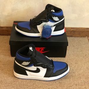 ❌Sold❌ Air Jordan Retro 1 “Royal Toe”